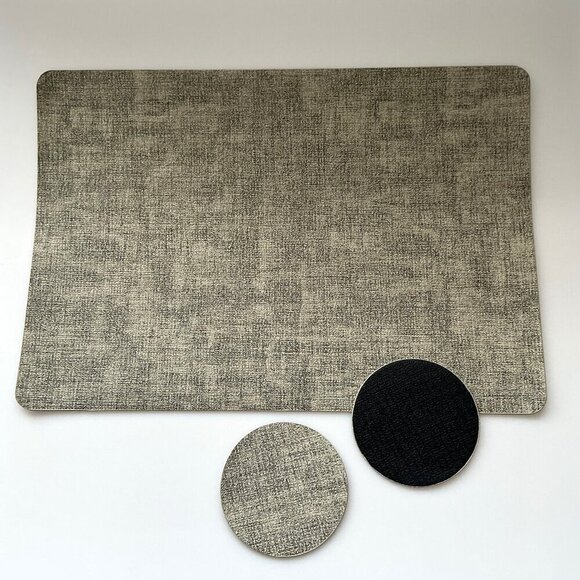 NEW 4 FAUX LEATHER PLACEMATS & COASTERS REVERSIBLE HEAT-RESISTANT BLACK & GRAY - Picture 10 of 13